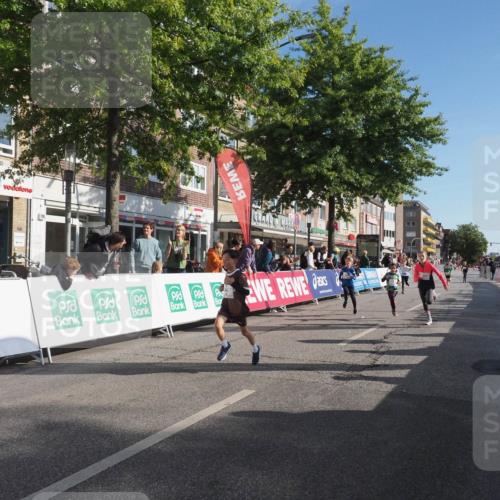 15.09.2024 - PSD Bank Halbmarathon Miley Keyser http://msf.ph/oto/7058180 15.09.2024 10:27:49 Ziel 27, 28, 37, 73, 77, 101, 103, 108, 125, 128, 138, 247, 249, 261, 296 meine-sportfotos.de