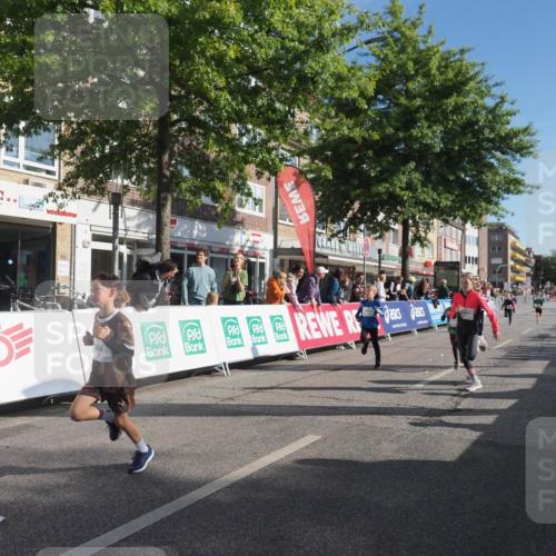 15.09.2024 - PSD Bank Halbmarathon Miley Keyser http://msf.ph/oto/7058193 15.09.2024 10:27:50 Ziel 27, 28, 37, 73, 77, 101, 103, 108, 125, 128, 138, 247, 249, 261, 296 meine-sportfotos.de