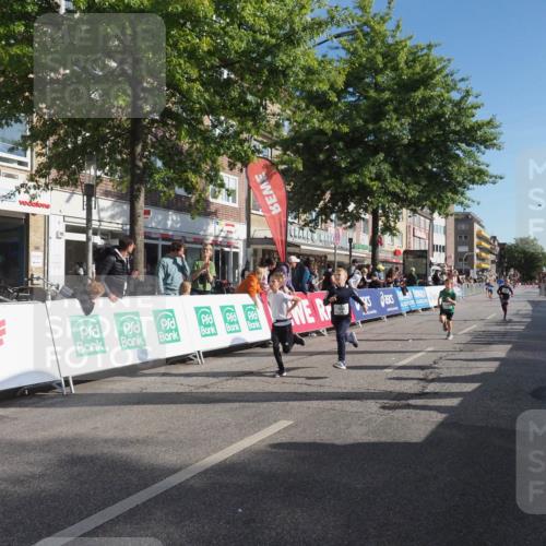 15.09.2024 - PSD Bank Halbmarathon Miley Keyser http://msf.ph/oto/7058232 15.09.2024 10:27:54 Ziel 14, 27, 28, 37, 43, 73, 77, 101, 103, 108, 128, 138, 230, 247, 249, 261, 296 meine-sportfotos.de