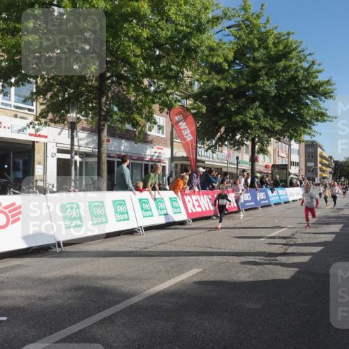 15.09.2024 - PSD Bank Halbmarathon Miley Keyser http://msf.ph/oto/7059014 15.09.2024 10:29:11 Ziel 5, 12, 47, 70, 106, 107, 137, 150, 154, 170, 179, 180, 189, 231, 244, 254, 271, 288, 292, 297 meine-sportfotos.de