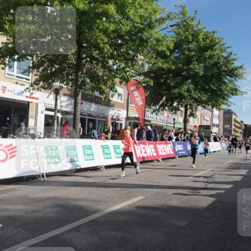 15.09.2024 - PSD Bank Halbmarathon Miley Keyser http://msf.ph/oto/7059394 15.09.2024 10:29:45 Ziel 15, 46, 60, 63, 74, 80, 112, 120, 164, 168, 171, 185, 225, 246, 286 meine-sportfotos.de