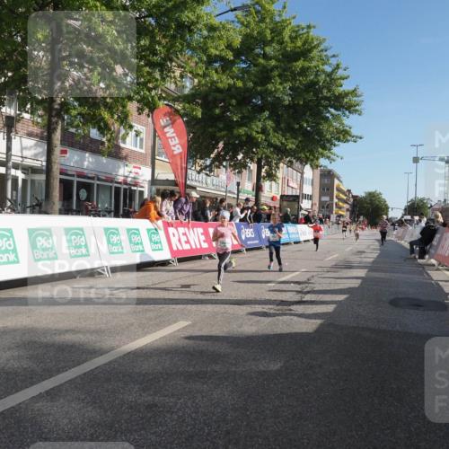 15.09.2024 - PSD Bank Halbmarathon Miley Keyser http://msf.ph/oto/7059789 15.09.2024 10:30:48 Ziel 38, 44, 145, 147, 214, 234 meine-sportfotos.de