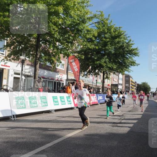 15.09.2024 - PSD Bank Halbmarathon Miley Keyser http://msf.ph/oto/7060572 15.09.2024 10:32:38 Ziel 1, 4, 40, 68, 83, 157, 176, 182, 232, 241, 275, 283, 301, 302 meine-sportfotos.de