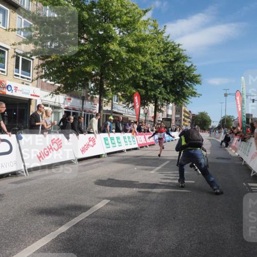 15.09.2024 - PSD Bank Halbmarathon Miley Keyser http://msf.ph/oto/7061489 15.09.2024 11:06:28 Ziel 1091 meine-sportfotos.de