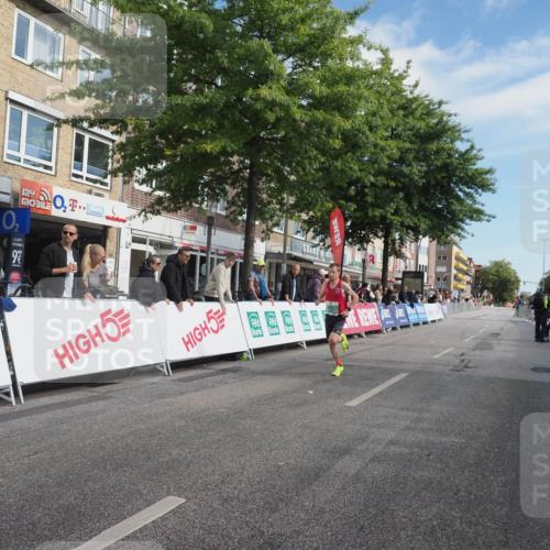 15.09.2024 - PSD Bank Halbmarathon Miley Keyser http://msf.ph/oto/7061997 15.09.2024 11:07:34 Ziel 469, 476, 482 meine-sportfotos.de