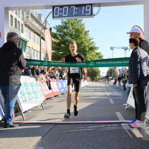 15.09.2024 - PSD Bank Halbmarathon Strokosch-Dieckow http://msf.ph/oto/7062024 15.09.2024 10:24:25 Ziel 117 meine-sportfotos.de