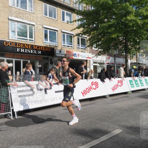 15.09.2024 - PSD Bank Halbmarathon Miley Keyser http://msf.ph/oto/7062151 15.09.2024 11:08:16 Ziel 403, 474, 475, 479, 483, 491, 493 meine-sportfotos.de