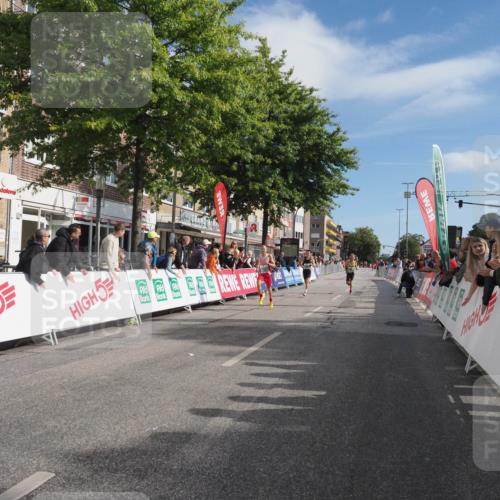15.09.2024 - PSD Bank Halbmarathon Miley Keyser http://msf.ph/oto/7062163 15.09.2024 11:08:19 Ziel 403, 474, 475, 479, 491, 493, 1076 meine-sportfotos.de