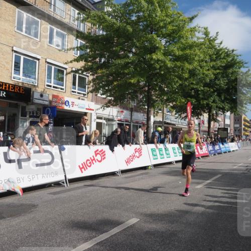 15.09.2024 - PSD Bank Halbmarathon Miley Keyser http://msf.ph/oto/7062239 15.09.2024 11:08:22 Ziel 474, 475, 477, 491, 493, 562, 1076 meine-sportfotos.de