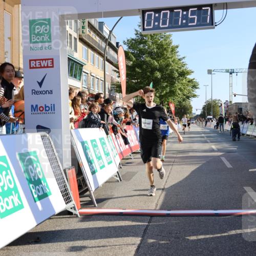 15.09.2024 - PSD Bank Halbmarathon Strokosch-Dieckow http://msf.ph/oto/7062305 15.09.2024 10:25:03 Ziel 61, 131, 211 meine-sportfotos.de