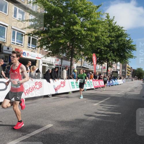 15.09.2024 - PSD Bank Halbmarathon Miley Keyser http://msf.ph/oto/7062370 15.09.2024 11:08:38 Ziel 477, 487, 562, 807, 1076 meine-sportfotos.de
