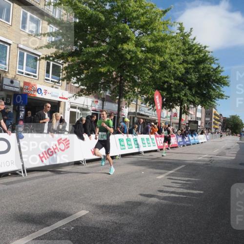 15.09.2024 - PSD Bank Halbmarathon Miley Keyser http://msf.ph/oto/7062375 15.09.2024 11:08:38 Ziel 477, 487, 562, 807, 1076 meine-sportfotos.de