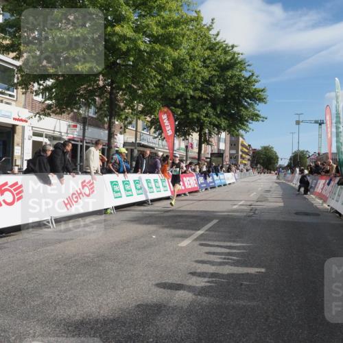 15.09.2024 - PSD Bank Halbmarathon Miley Keyser http://msf.ph/oto/7062423 15.09.2024 11:08:45 Ziel 487, 496, 525, 807 meine-sportfotos.de