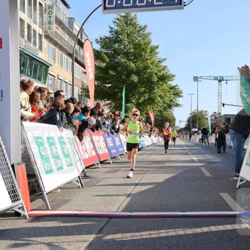 15.09.2024 - PSD Bank Halbmarathon Strokosch-Dieckow http://msf.ph/oto/7063102 15.09.2024 10:25:30 Ziel 7, 19, 66, 102, 165, 177 meine-sportfotos.de
