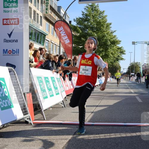 15.09.2024 - PSD Bank Halbmarathon Strokosch-Dieckow http://msf.ph/oto/7063343 15.09.2024 10:25:33 Ziel 7, 19, 66, 102, 177 meine-sportfotos.de