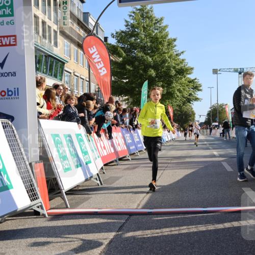 15.09.2024 - PSD Bank Halbmarathon Strokosch-Dieckow http://msf.ph/oto/7063428 15.09.2024 10:25:37 Ziel 7, 19, 66, 110, 257 meine-sportfotos.de