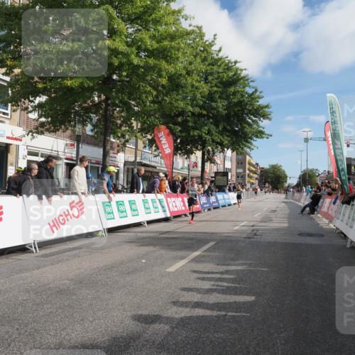 15.09.2024 - PSD Bank Halbmarathon Miley Keyser http://msf.ph/oto/7063627 15.09.2024 11:11:33 Ziel 485, 515, 516, 539, 548 meine-sportfotos.de