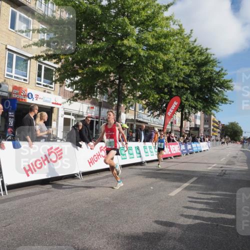 15.09.2024 - PSD Bank Halbmarathon Miley Keyser http://msf.ph/oto/7063820 15.09.2024 11:12:03 Ziel 503, 506, 530, 537, 545 meine-sportfotos.de