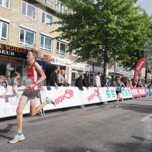 15.09.2024 - PSD Bank Halbmarathon Miley Keyser http://msf.ph/oto/7063838 15.09.2024 11:12:03 Ziel 503, 506, 530, 537, 545 meine-sportfotos.de