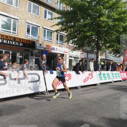 15.09.2024 - PSD Bank Halbmarathon Miley Keyser http://msf.ph/oto/7063856 15.09.2024 11:12:04 Ziel 503, 506, 526, 530, 537, 545 meine-sportfotos.de