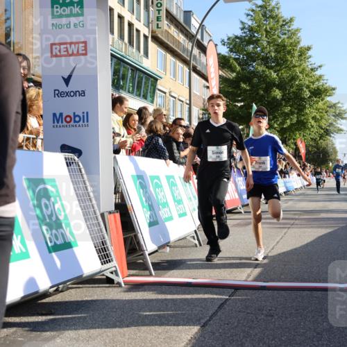 15.09.2024 - PSD Bank Halbmarathon Strokosch-Dieckow http://msf.ph/oto/7064050 15.09.2024 10:25:50 Ziel 36, 110, 221, 238, 248, 257, 298, 300 meine-sportfotos.de
