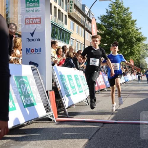15.09.2024 - PSD Bank Halbmarathon Strokosch-Dieckow http://msf.ph/oto/7064062 15.09.2024 10:25:50 Ziel 36, 110, 221, 238, 248, 257, 298, 300 meine-sportfotos.de