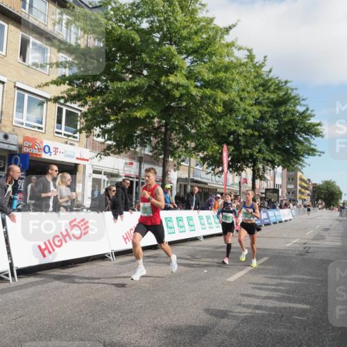 15.09.2024 - PSD Bank Halbmarathon Miley Keyser http://msf.ph/oto/7064149 15.09.2024 11:12:38 Ziel 498, 509, 528, 534, 554, 566, 838, 841 meine-sportfotos.de