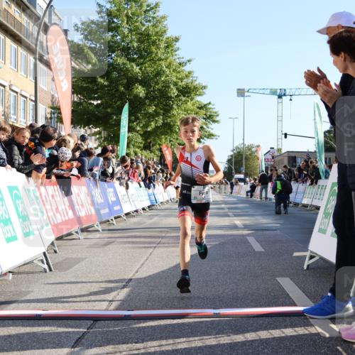 15.09.2024 - PSD Bank Halbmarathon Strokosch-Dieckow http://msf.ph/oto/7064399 15.09.2024 10:26:01 Ziel 54, 98, 221, 238, 248, 298, 300 meine-sportfotos.de