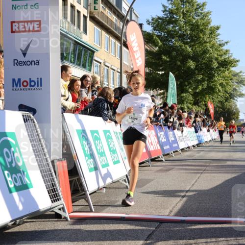 15.09.2024 - PSD Bank Halbmarathon Strokosch-Dieckow http://msf.ph/oto/7064576 15.09.2024 10:26:09 Ziel 20, 54, 98, 240, 248, 298 meine-sportfotos.de
