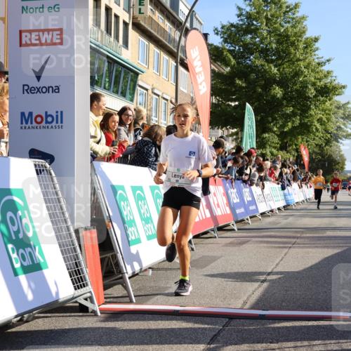 15.09.2024 - PSD Bank Halbmarathon Strokosch-Dieckow http://msf.ph/oto/7064605 15.09.2024 10:26:09 Ziel 20, 54, 98, 240, 248, 298 meine-sportfotos.de