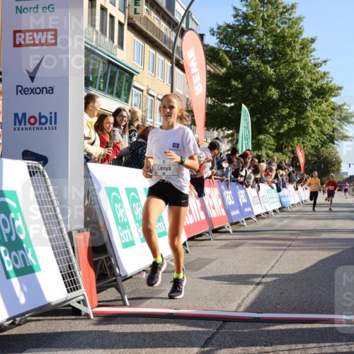 15.09.2024 - PSD Bank Halbmarathon Strokosch-Dieckow http://msf.ph/oto/7064618 15.09.2024 10:26:09 Ziel 20, 54, 98, 240, 248, 298 meine-sportfotos.de