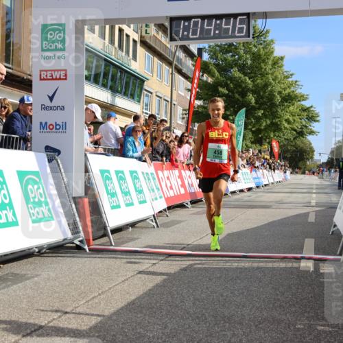 15.09.2024 - PSD Bank Halbmarathon Strokosch-Dieckow http://msf.ph/oto/7065042 15.09.2024 11:05:37 Ziel 458 meine-sportfotos.de