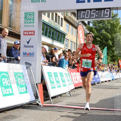 15.09.2024 - PSD Bank Halbmarathon Strokosch-Dieckow http://msf.ph/oto/7065312 15.09.2024 11:06:10 Ziel 450, 452 meine-sportfotos.de
