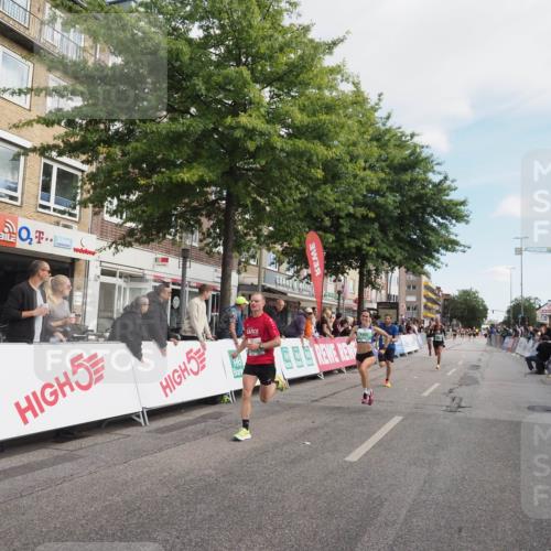 15.09.2024 - PSD Bank Halbmarathon Miley Keyser http://msf.ph/oto/7065597 15.09.2024 11:15:24 Ziel 533, 572, 573, 576, 577, 587, 602, 846, 855, 2465 meine-sportfotos.de