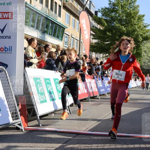 15.09.2024 - PSD Bank Halbmarathon Strokosch-Dieckow http://msf.ph/oto/7066476 15.09.2024 10:26:49 Ziel 118, 134, 143, 173, 188, 196, 209, 212, 229, 237, 251, 307 meine-sportfotos.de