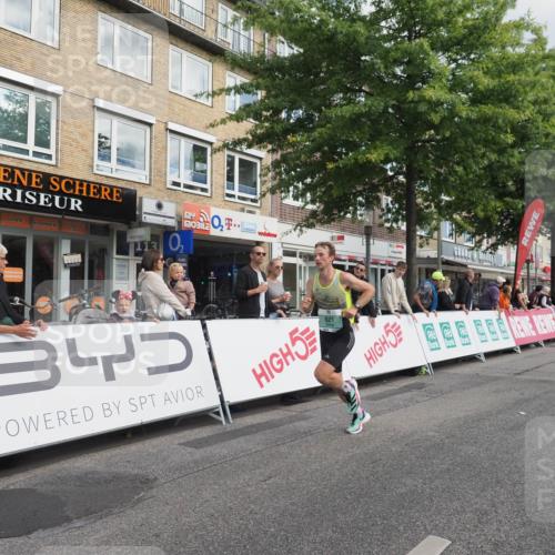 15.09.2024 - PSD Bank Halbmarathon Miley Keyser http://msf.ph/oto/7066549 15.09.2024 11:16:58 Ziel 536, 561, 601, 607, 621, 623, 1007 meine-sportfotos.de