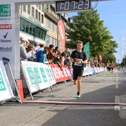 15.09.2024 - PSD Bank Halbmarathon Strokosch-Dieckow http://msf.ph/oto/7066665 15.09.2024 11:08:14 Ziel 403, 408, 479, 483 meine-sportfotos.de