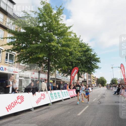 15.09.2024 - PSD Bank Halbmarathon Miley Keyser http://msf.ph/oto/7066794 15.09.2024 11:17:17 Ziel 416, 575, 591, 607, 629, 847, 857, 1005 meine-sportfotos.de