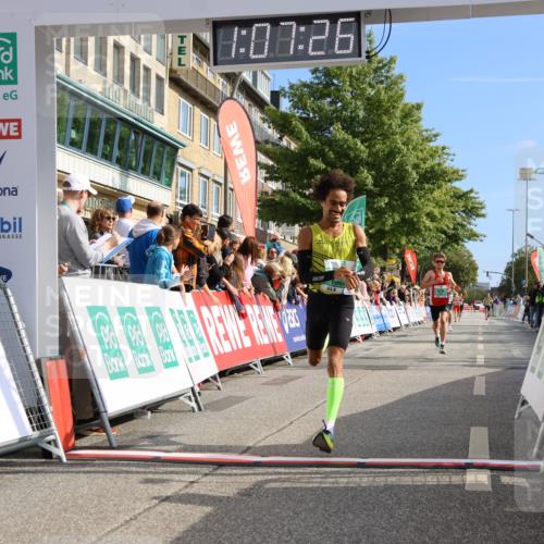 15.09.2024 - PSD Bank Halbmarathon Strokosch-Dieckow http://msf.ph/oto/7066850 15.09.2024 11:08:17 Ziel 403, 408, 479, 483 meine-sportfotos.de