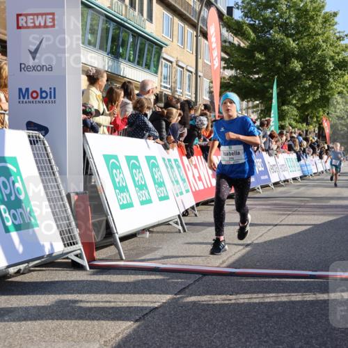 15.09.2024 - PSD Bank Halbmarathon Strokosch-Dieckow http://msf.ph/oto/7066929 15.09.2024 10:27:01 Ziel 69, 134, 173, 196, 212, 215, 229, 237, 284, 307 meine-sportfotos.de