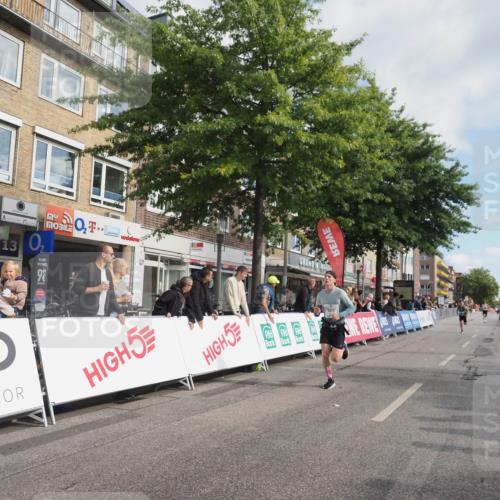 15.09.2024 - PSD Bank Halbmarathon Miley Keyser http://msf.ph/oto/7067192 15.09.2024 11:18:03 Ziel 418, 582, 583, 863, 1077, 2614 meine-sportfotos.de