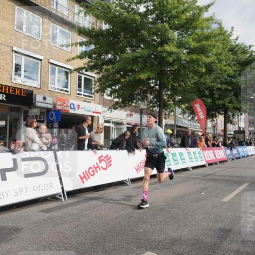 15.09.2024 - PSD Bank Halbmarathon Miley Keyser http://msf.ph/oto/7067213 15.09.2024 11:18:04 Ziel 418, 582, 583, 863, 1077, 2614 meine-sportfotos.de