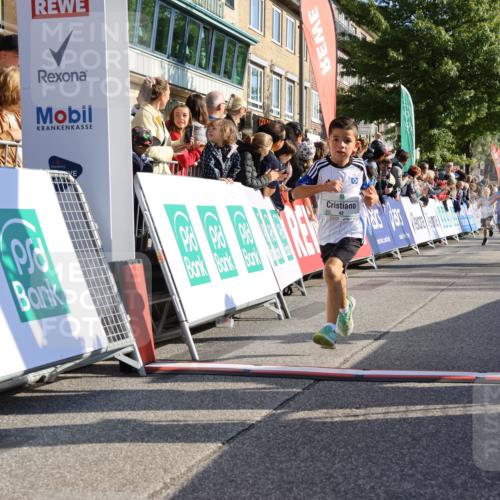 15.09.2024 - PSD Bank Halbmarathon Strokosch-Dieckow http://msf.ph/oto/7067254 15.09.2024 10:27:13 Ziel 18, 42, 69, 75, 82, 167, 270, 284, 294 meine-sportfotos.de