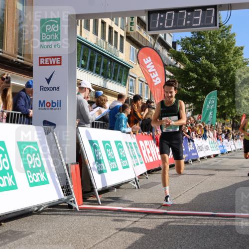 15.09.2024 - PSD Bank Halbmarathon Strokosch-Dieckow http://msf.ph/oto/7067618 15.09.2024 11:08:28 Ziel 403, 474, 475, 479, 483, 491, 493 meine-sportfotos.de
