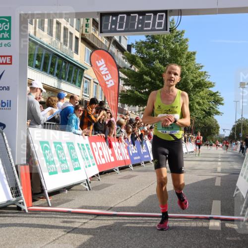 15.09.2024 - PSD Bank Halbmarathon Strokosch-Dieckow http://msf.ph/oto/7067787 15.09.2024 11:08:29 Ziel 403, 474, 475, 479, 483, 491, 493 meine-sportfotos.de