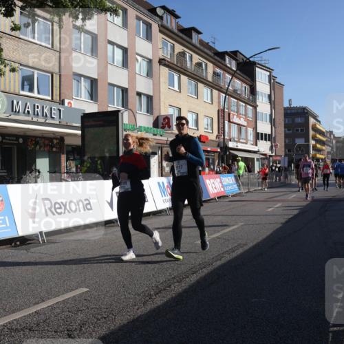 15.09.2024 - PSD Bank Halbmarathon Michael Strokosch http://msf.ph/oto/7069193 15.09.2024 09:45:01 Ziel  meine-sportfotos.de