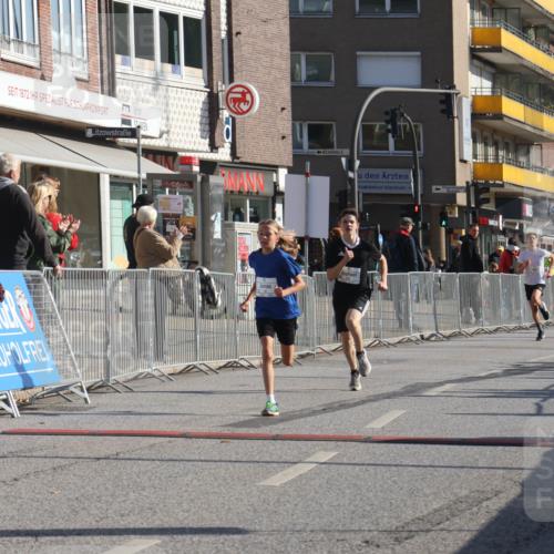 15.09.2024 - PSD Bank Halbmarathon Michael Strokosch http://msf.ph/oto/7069412 15.09.2024 10:24:49 Ziel 61, 131, 211 meine-sportfotos.de