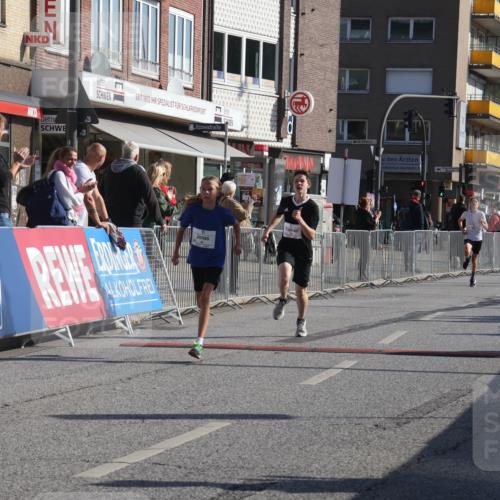 15.09.2024 - PSD Bank Halbmarathon Michael Strokosch http://msf.ph/oto/7069423 15.09.2024 10:24:50 Ziel 61, 119, 131, 211 meine-sportfotos.de