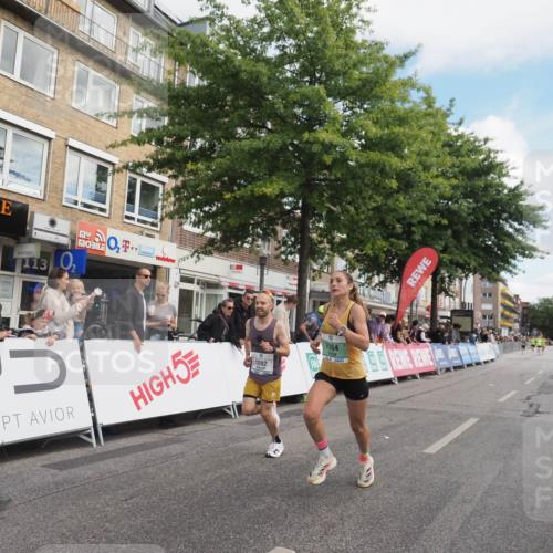 15.09.2024 - PSD Bank Halbmarathon Miley Keyser http://msf.ph/oto/7069426 15.09.2024 11:21:37 Ziel 428, 655, 854, 864, 867, 878, 1009, 1049, 1092 meine-sportfotos.de