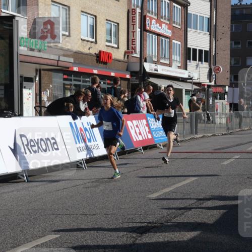 15.09.2024 - PSD Bank Halbmarathon Michael Strokosch http://msf.ph/oto/7069437 15.09.2024 10:24:51 Ziel 61, 119, 131, 211 meine-sportfotos.de